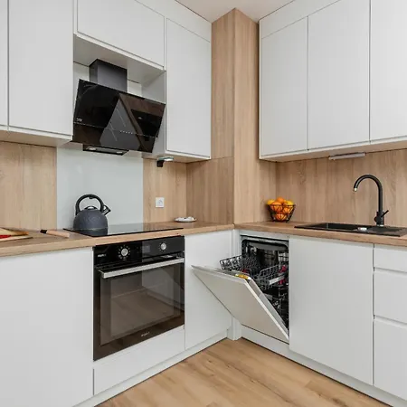 Apartmán Cosy With Terrace And Parking In By Rent Like Rumia
