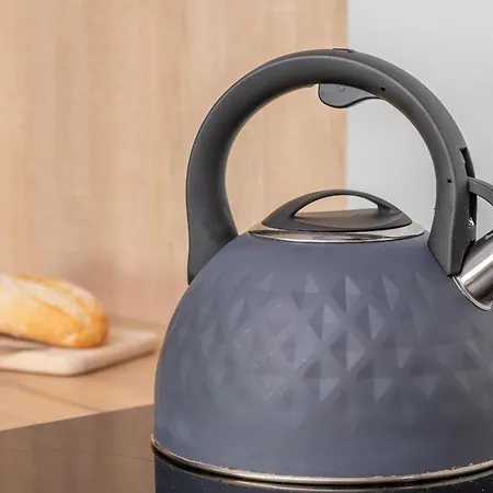 Appartement Cosy With Terrace And Parking In By Rent Like Rumia